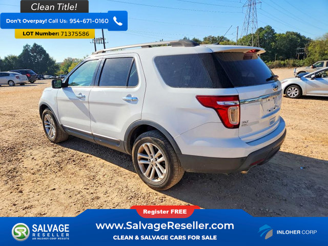 Used 2015 Ford Explorer XLT FWD image 3