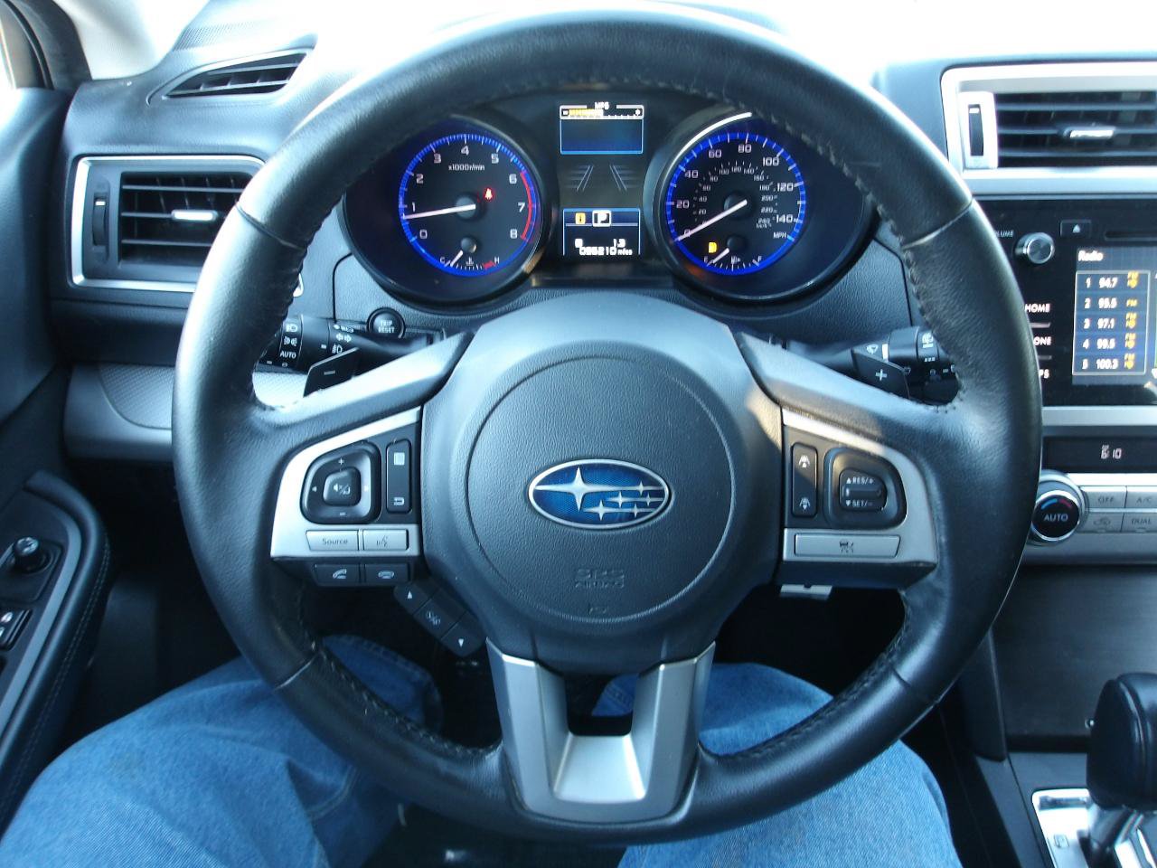 Used 2015 Subaru Outback 2.5i Premium AWD/4WD image 14