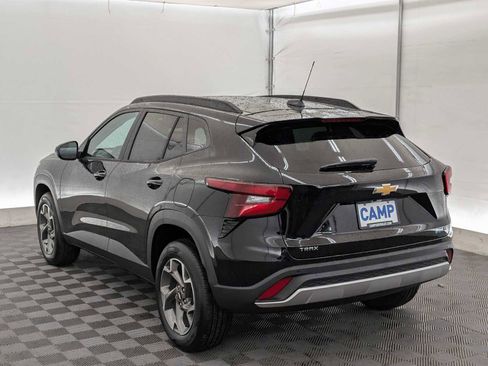 New 2026 Chevrolet Trax LT w/ Driver Confidence Package image 4