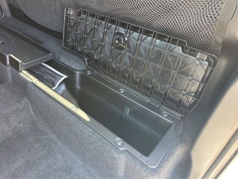 Used 2021 Toyota Tacoma SR RWD image 10
