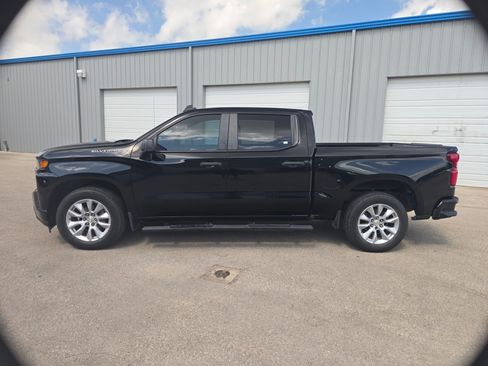 Used 2021 Chevrolet Silverado 1500 Custom RWD image 6