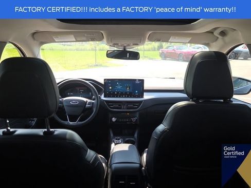 Used 2025 Ford Escape Platinum AWD/4WD image 14