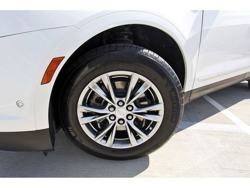 Used 2022 Cadillac XT5 Premium Luxury w/ Technology Package FWD image 32
