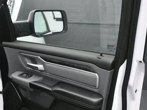 Used 2021 RAM 1500 Big Horn AWD/4WD image 16