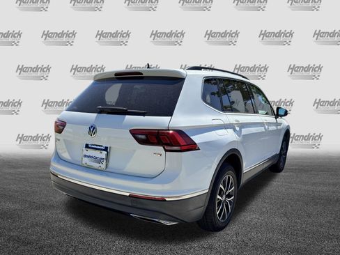 Used 2018 Volkswagen Tiguan SE FWD image 11