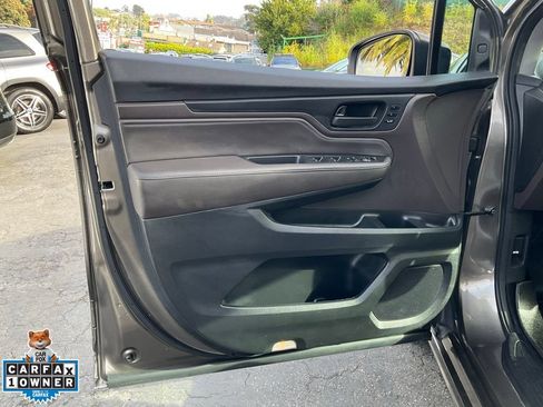 Used 2018 Honda Odyssey Touring image 27