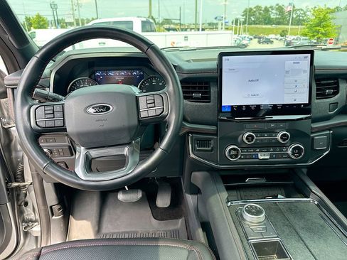 Certified 2022 Ford Expedition Max Limited RWD image 19