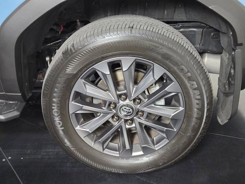 Used 2025 Toyota Land Cruiser w/ Premium Package image 11