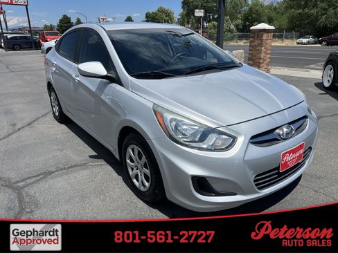 Used 2014 Hyundai Accent GLS FWD image 1