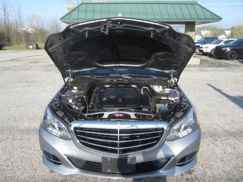Used 2015 Mercedes-Benz E 350 4MATIC Sedan image 28