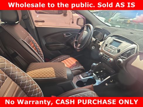 Used 2015 Hyundai Tucson SE image 8