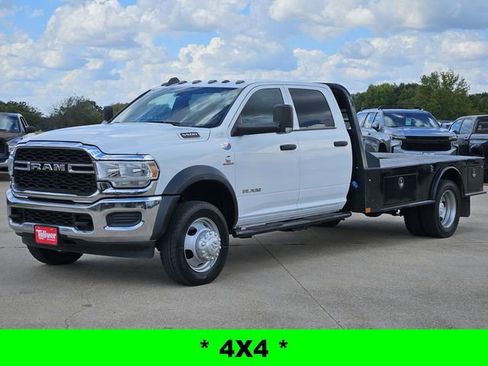Used 2022 RAM 5500 Tradesman w/ Chrome Appearance Group image 4