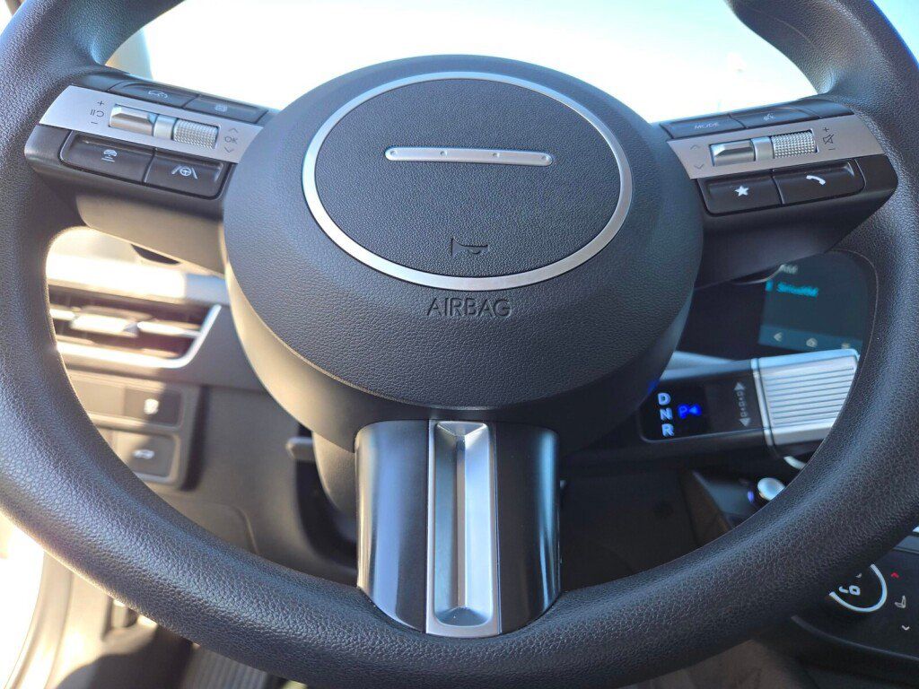 Used 2024 Hyundai Sonata SEL FWD image 12