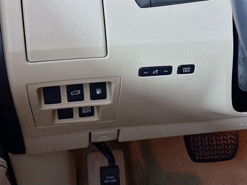 Used 2015 Lexus RX 450h FWD image 17