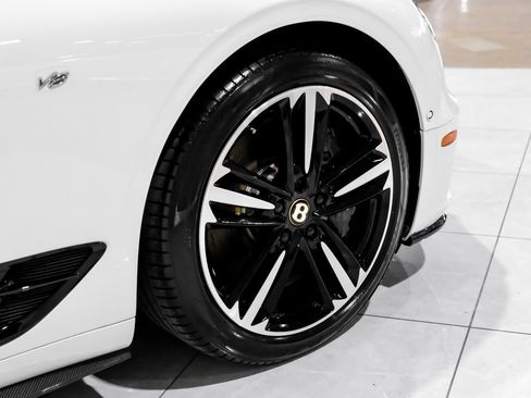 Used 2020 Bentley Continental GT image 62