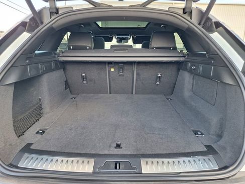 Used 2025 Land Rover Range Rover Velar Dynamic SE image 27