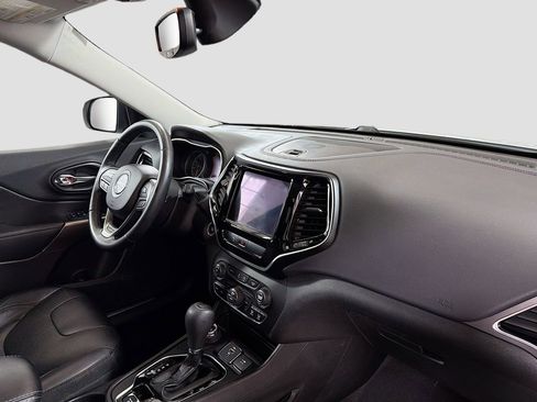Used 2020 Jeep Cherokee Limited AWD/4WD image 32