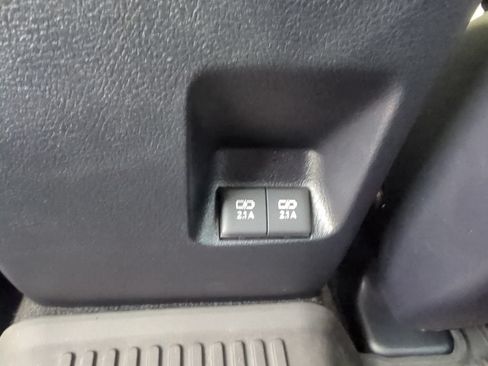 Used 2022 Toyota 4Runner TRD Sport AWD/4WD image 37