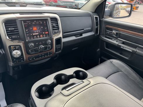 Used 2014 RAM 1500 Laramie w/ Convenience Group AWD/4WD image 26