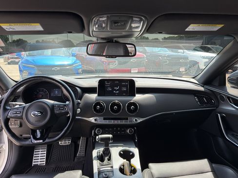 Used 2019 Kia Stinger GT AWD/4WD image 27