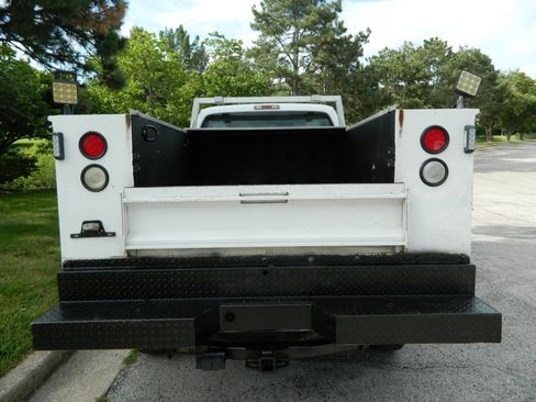 Used 2014 Ford F250 XL w/ Power Equipment Group AWD/4WD image 10