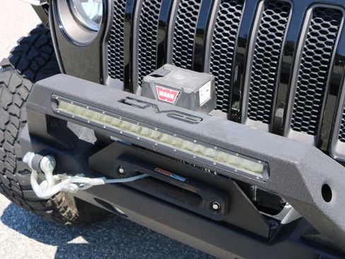 Used 2021 Jeep Wrangler Rubicon AWD/4WD image 11