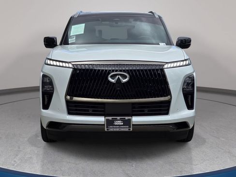 Used 2025 INFINITI QX80 Autograph AWD/4WD image 3