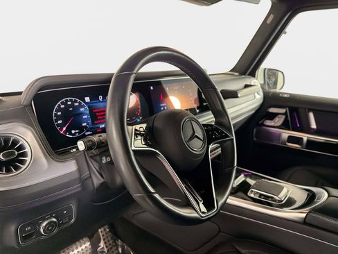 Used 2025 Mercedes-Benz G 550 image 41