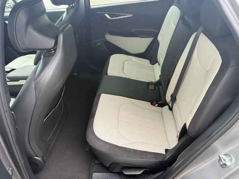 Used 2024 Kia EV6 GT-Line w/ GT-Line White Seat Package RWD image 35