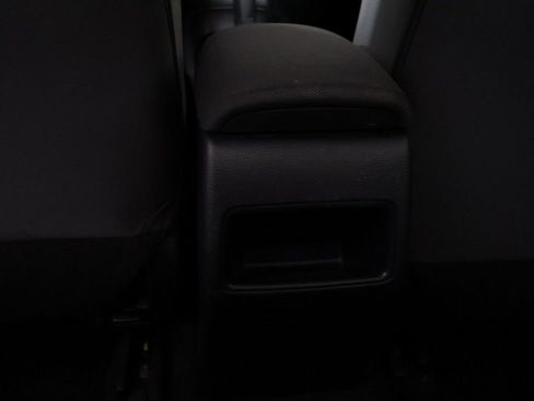 Used 2022 Toyota Corolla LE FWD image 41