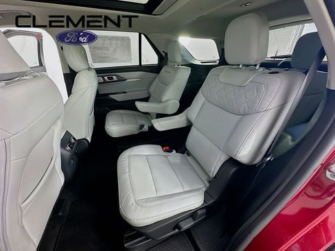 New 2026 Ford Explorer Platinum AWD/4WD image 30