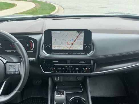 Used 2023 Nissan Rogue Platinum w/ Platinum Premium Package image 25