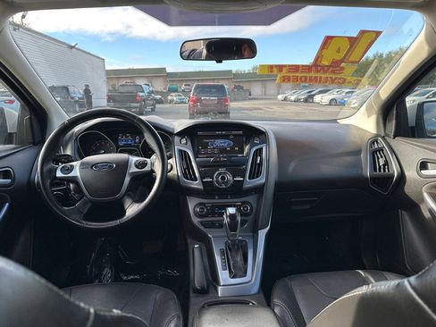 Used 2014 Ford Focus Titanium image 12