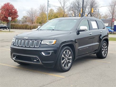 Used 2018 Jeep Grand Cherokee Overland image 3