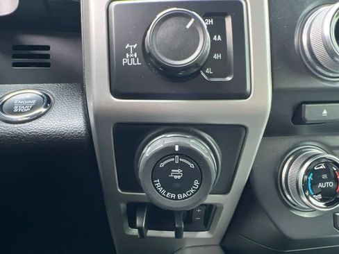 Used 2018 Ford F150 Lariat w/ Equipment Group 502A Luxury AWD/4WD image 24