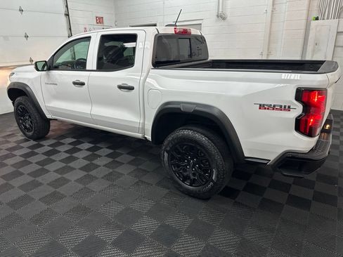 Used 2024 Chevrolet Colorado Trail Boss AWD/4WD image 6