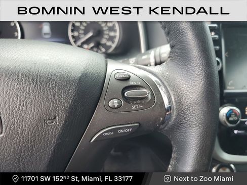 Used 2021 Nissan Murano SV image 29