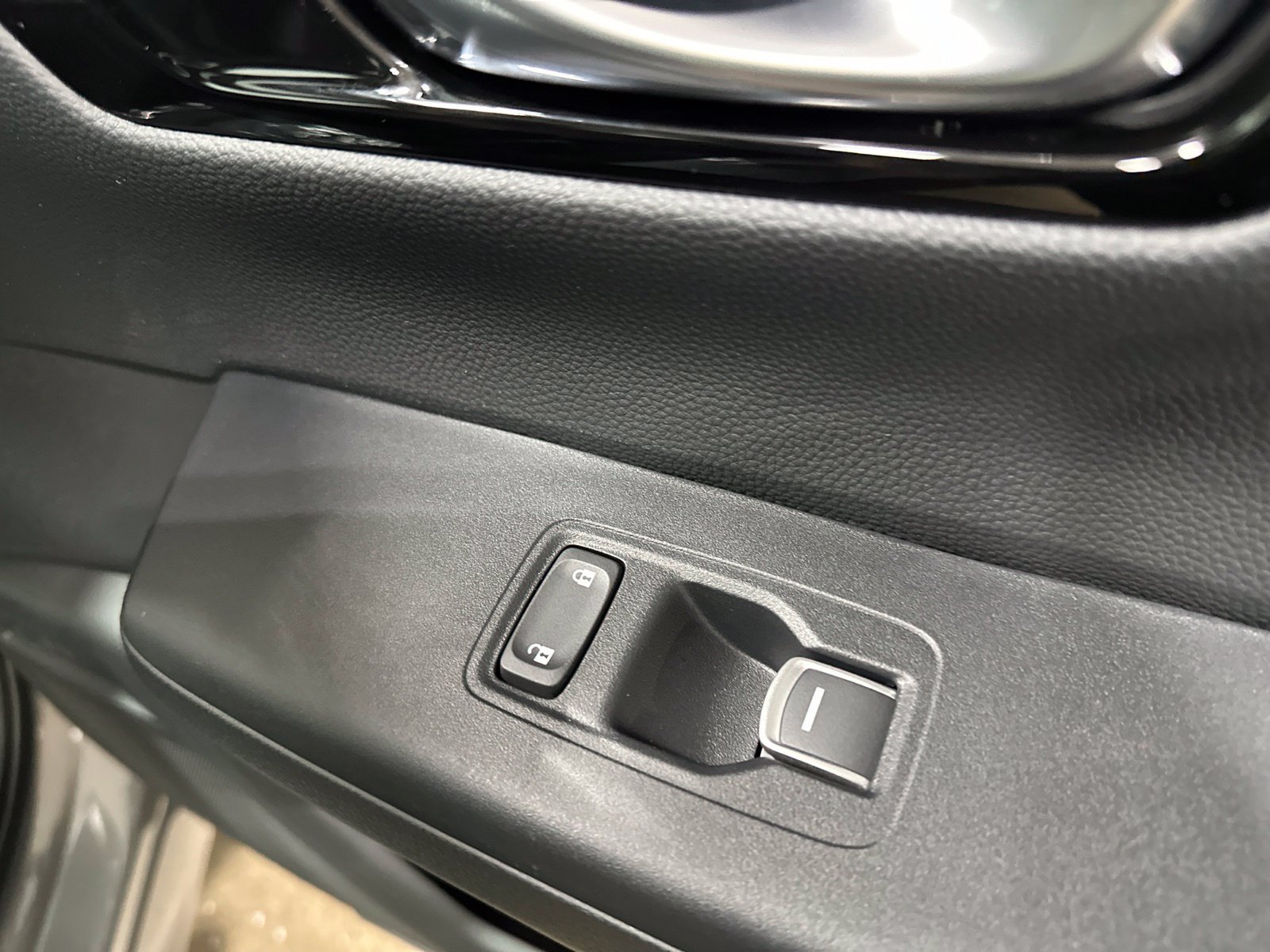 Used 2024 Honda CR-V EX-L image 40
