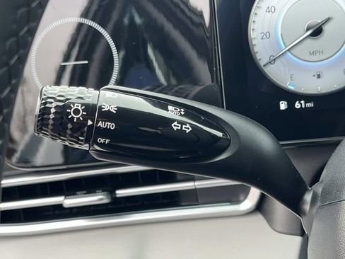 New 2026 Hyundai Elantra Limited image 29