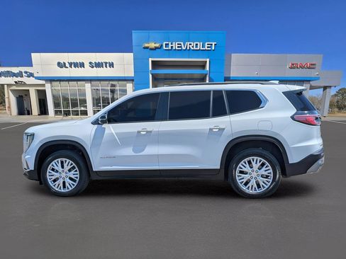 Used 2026 GMC Acadia Elevation w/ Elevation Premium Package FWD image 13
