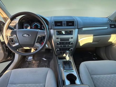 Used 2011 Ford Fusion SE w/ 202A Rapid Spec Order Code image 16