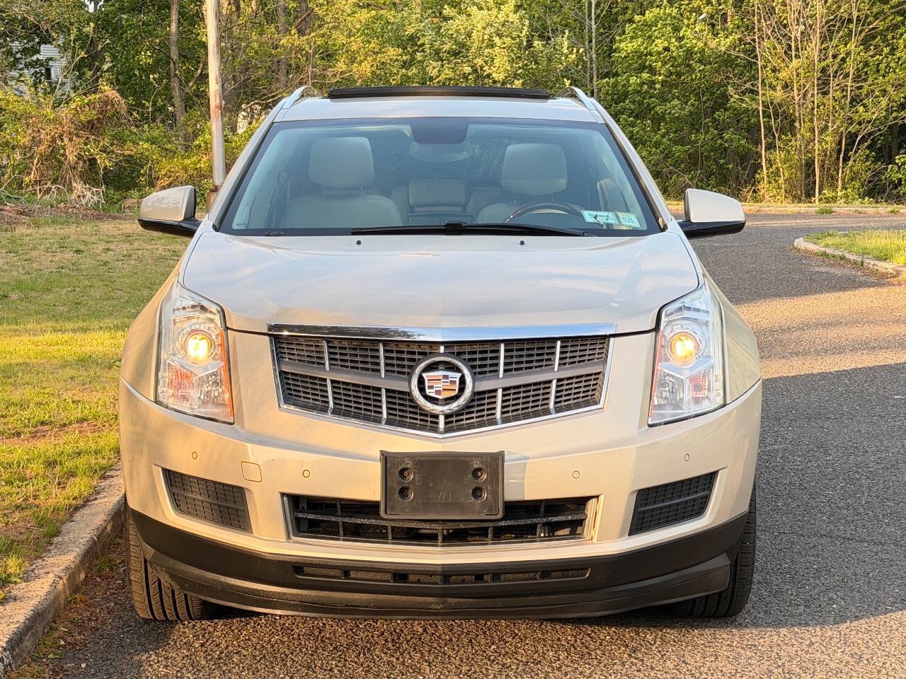 Used 2010 Cadillac SRX Luxury AWD/4WD image 36