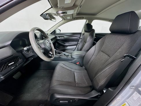 Used 2024 Honda Accord EX image 13