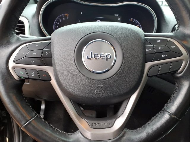 Used 2020 Jeep Grand Cherokee Altitude AWD/4WD image 13