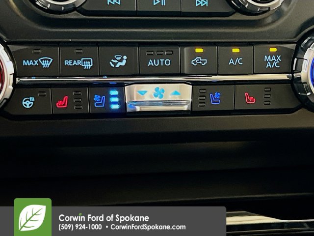 New 2026 Ford F450 Lariat w/ Lariat Premium Package AWD/4WD image 24