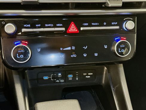 Used 2025 Hyundai Tucson SEL image 24