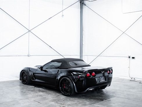 Used 2005 Chevrolet Corvette Convertible w/ Preferred Equipment Group image 7