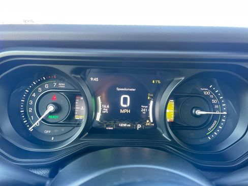 Used 2025 Jeep Wrangler Unlimited Rubicon 4xe w/ Safety Group image 19