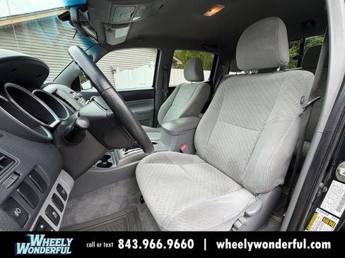 Used 2011 Toyota Tacoma 4x4 Double Cab w/ SR5 Pkg #2 image 14