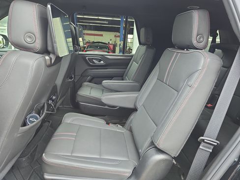 Used 2024 Chevrolet Tahoe RST w/ RST Performance Edition AWD/4WD image 15